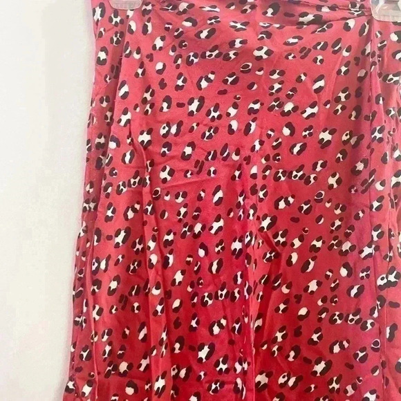 Urban Outfitters red leopard printed midi skirt - Picture 3 of 5
